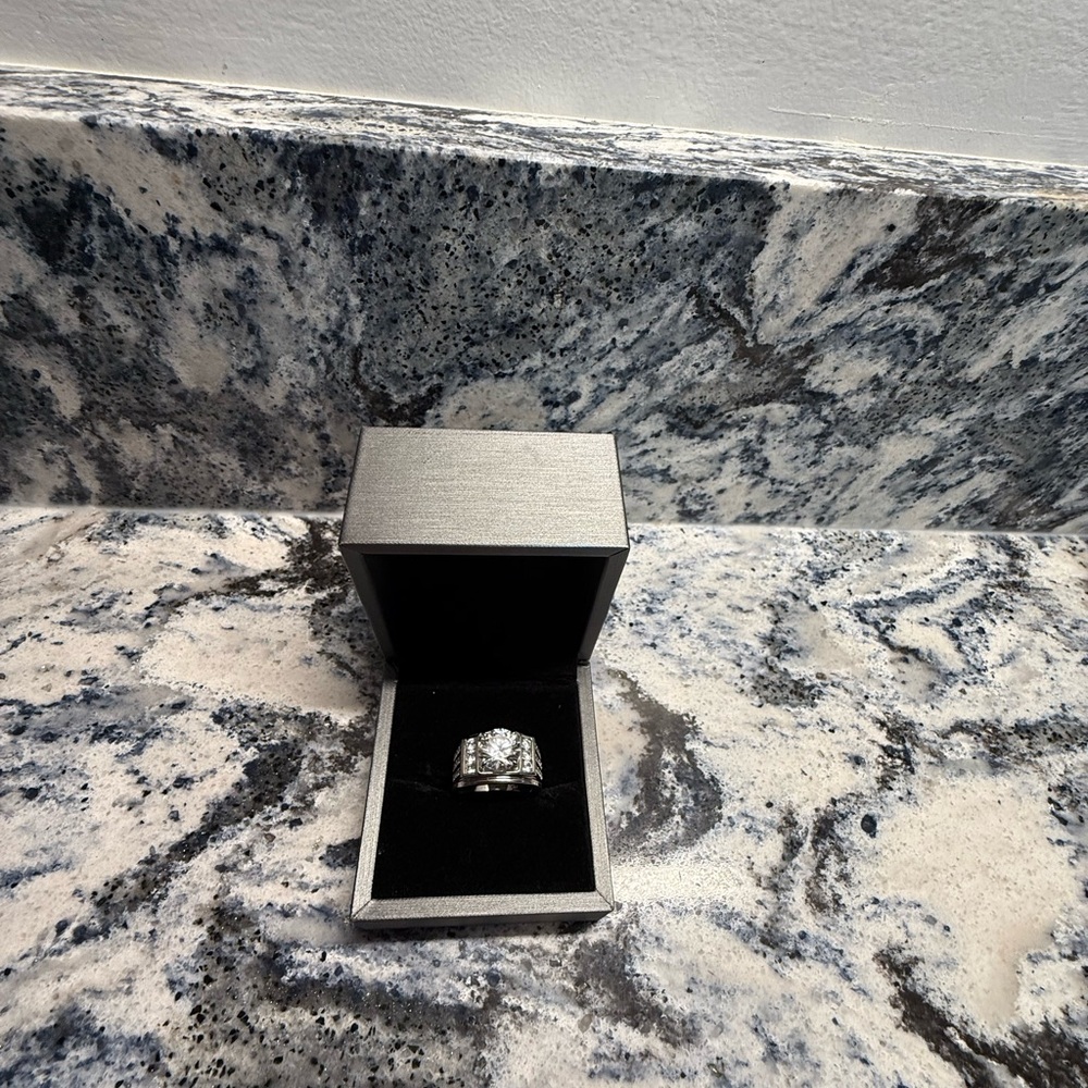 Elegant Silver Ring with Black Box